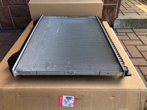 LR092460 - RADYATÖR 3.0 V6 D(VELAR) - Land Rover