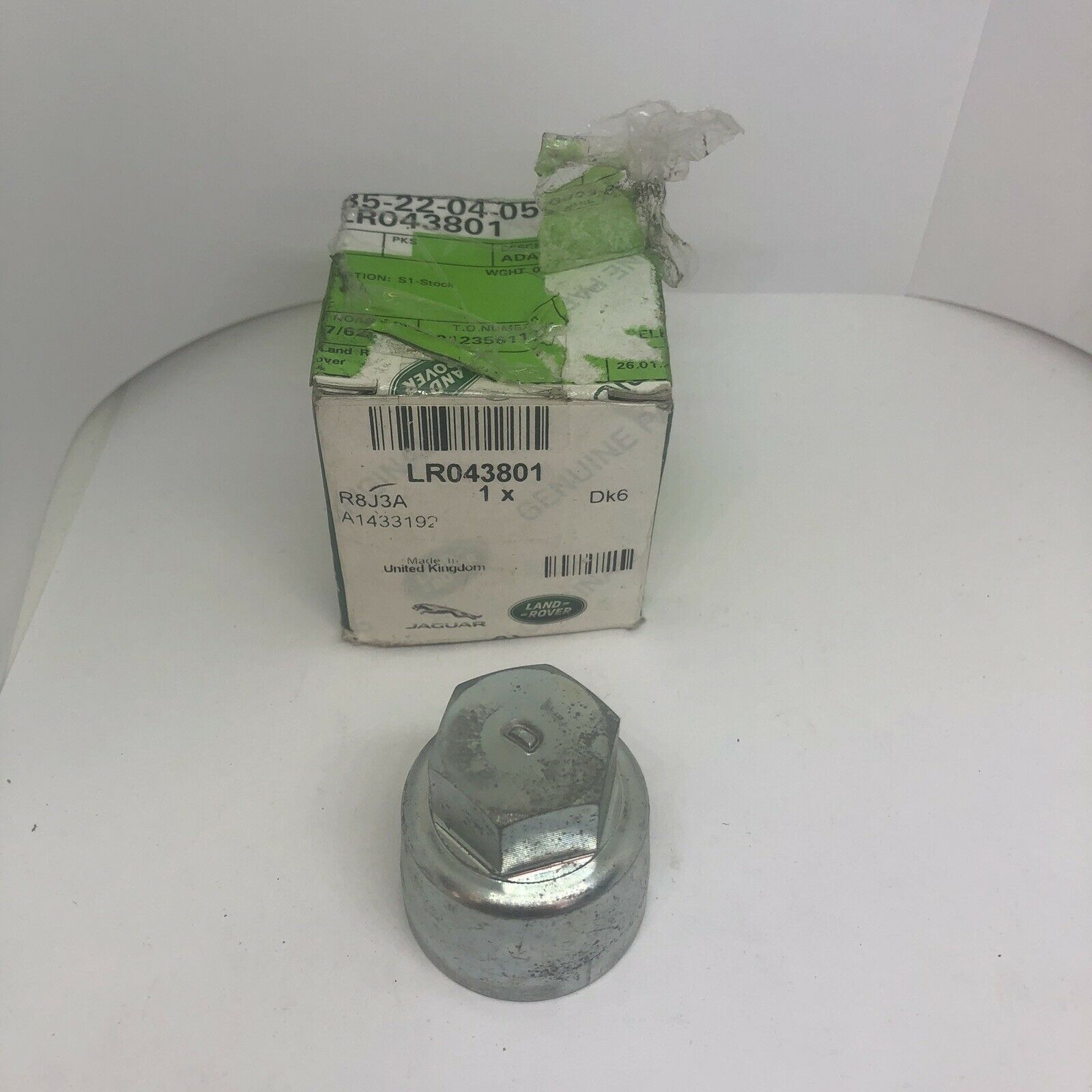 LR043801 - KİLİTLİ BİJON ŞİFRE/D (3.0L V6/VOGUE) - Land Rover
