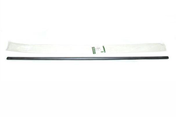 CGE500730 - ARKA KAPI ÜST ÇITASI SOL (3.0/4.4) - Land Rover