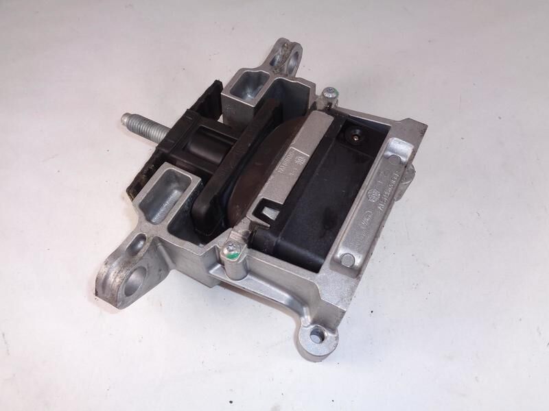 LR128245 - MOTOR KULAĞI (NEW EVOQUE/DİSCO-SPORT) - Land Rover