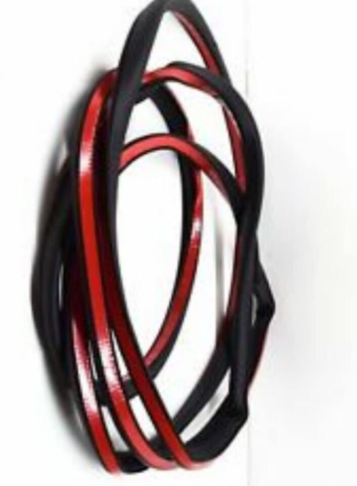 LR098315 - ÖN KAPI KASA LASTİK (3.0L V6 /VOGUE) - Land Rover