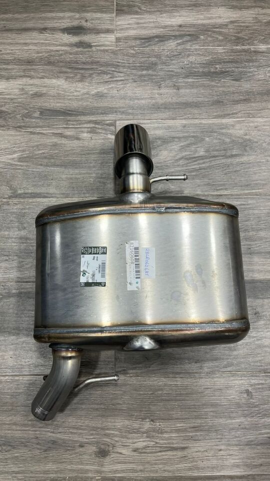 LR062685 - ARKA SUSTURUCU SOL (RRS 2014) - Land Rover