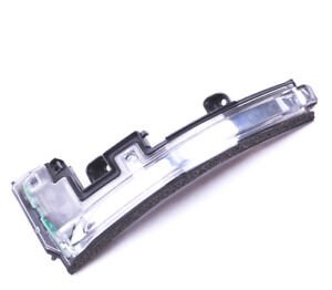 LR027946 - AYNA SİNYALİ SOL (3.0L V6/NWD/4) - Land Rover