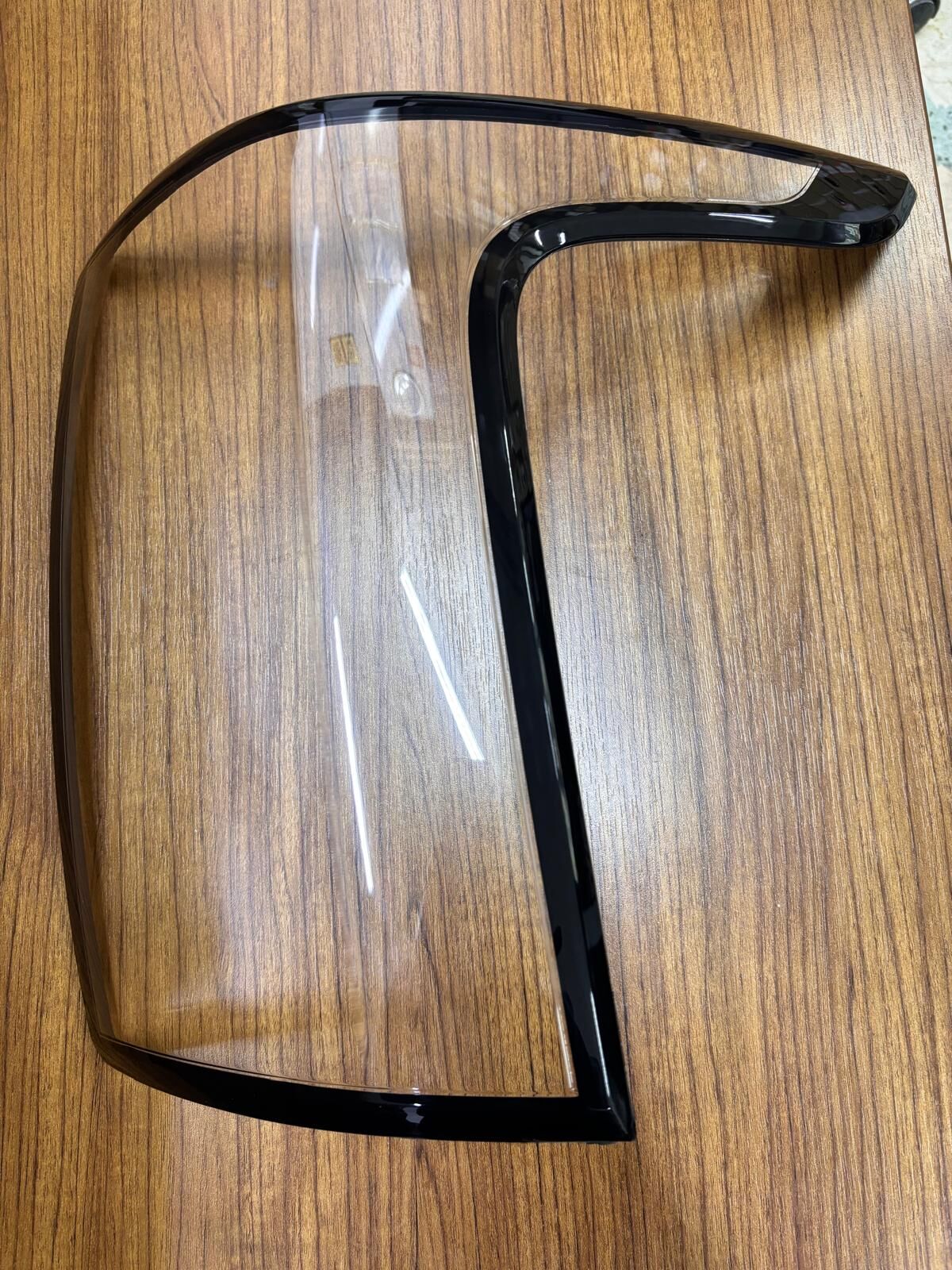 LR135412R - ARKA STOP CAMI SAĞ (3.0L VOGUE) - İNG-İTHAL