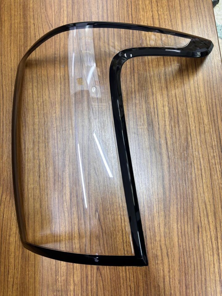 LR135412R - ARKA STOP CAMI SAĞ (3.0L VOGUE) - İNG-İTHAL