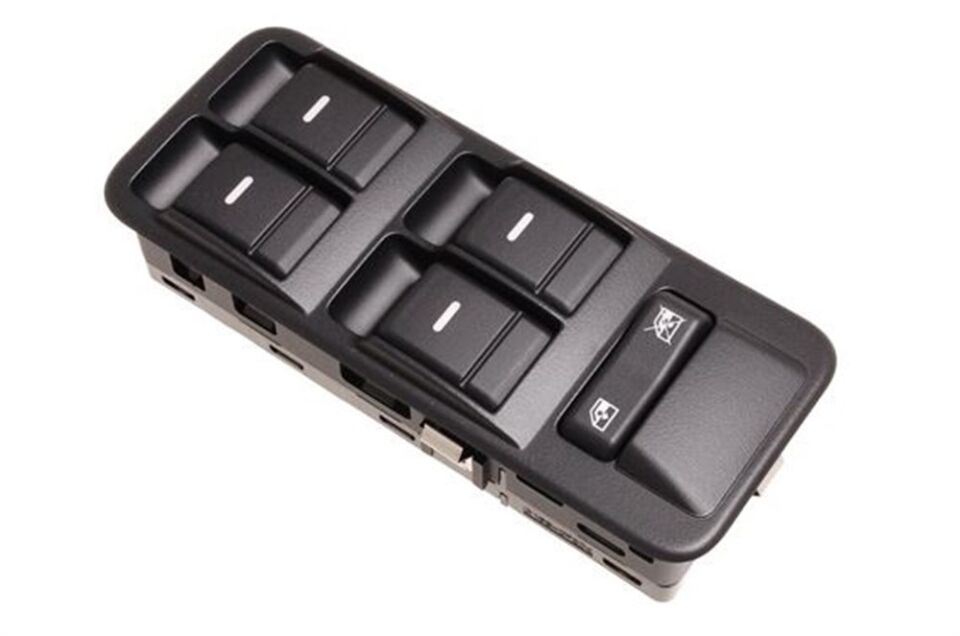 YUD501110PVJ - CAM DÜĞME PANELİ SOL 6A (2.7) - Land Rover