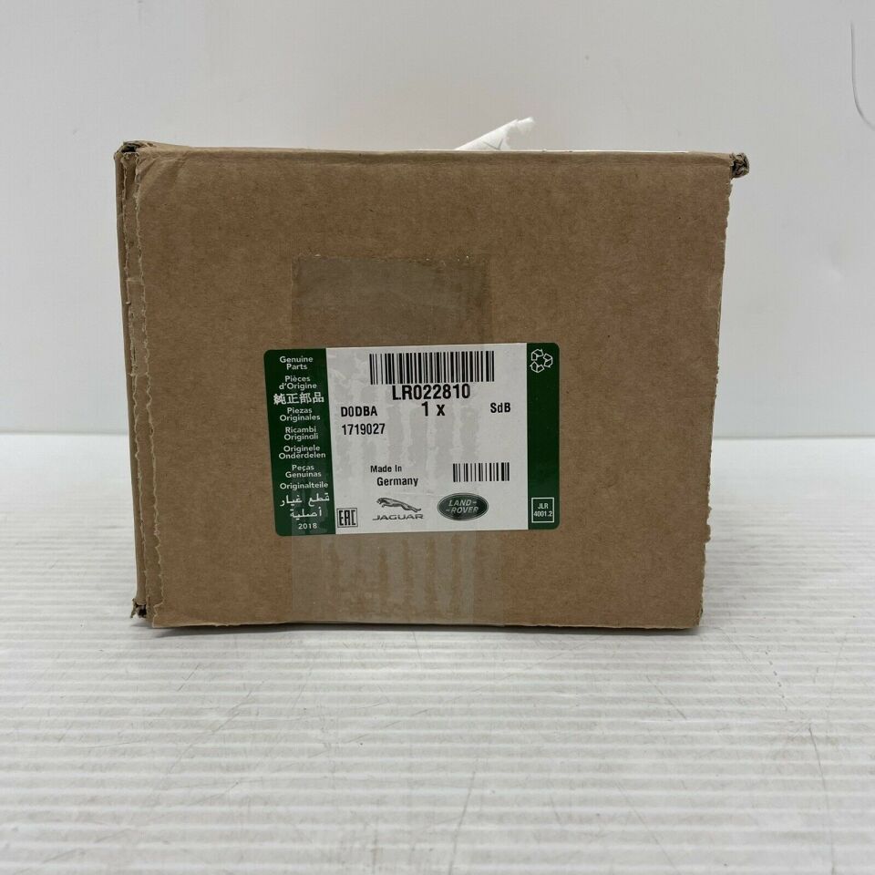 LR022810 - KAYIŞ GERGİSİ BRAKETİ 4.4L V8 DZL. (VOGUE) - Land Rover