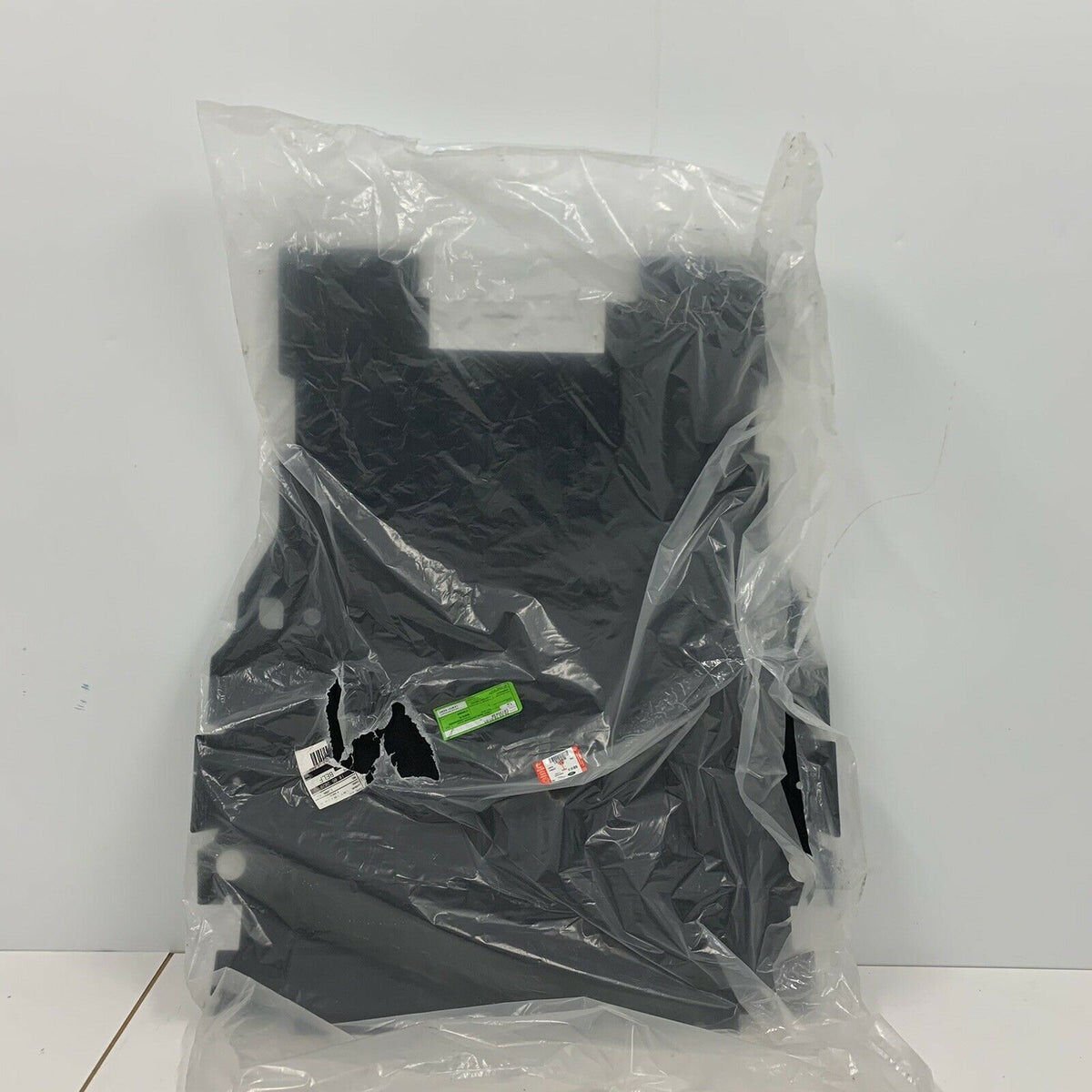 LR135638 - MOTOR ALT MUHAFAZASI (NEW EVOQUE/DİSCO-SPORT) - Land Rover