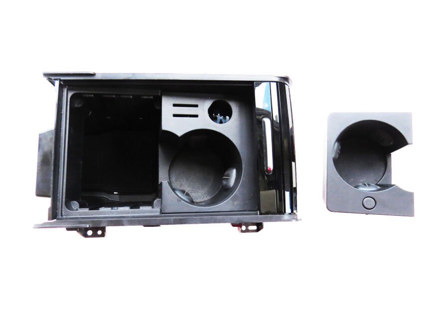 LR096831 - ORTA KONSOL BARDAKLIĞI (DİSC.SPORT) - Land Rover