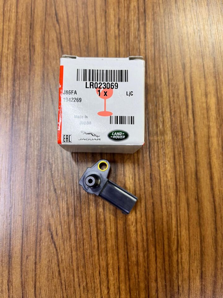 LR023069 - İNTERCOOLER BASINÇ SENSÖRÜ 4.4L V8 (VOGUE/SPORT) - Land Rover