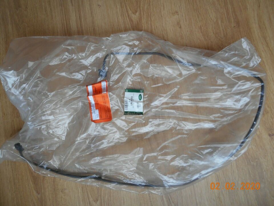 LR024252 - RADYATÖR SU DEPO HORTUMU (2.2) - Land Rover