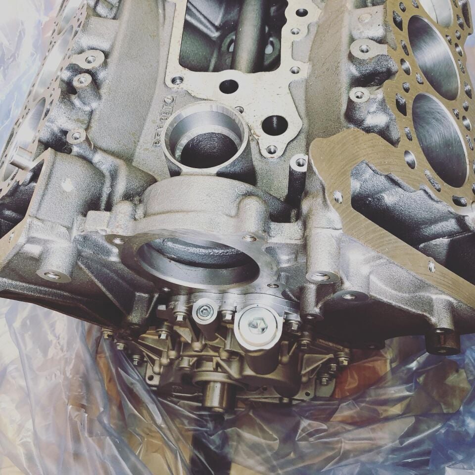 LR035361 - MOTOR/YARIM BLOK (4.4L V8 DZL./VOGUE/SPORT) - Land Rover