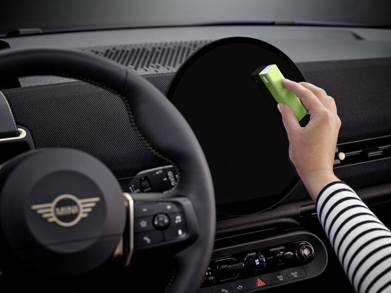 83125B97D79 - MİNİ DİSPLAY CLEANER | EKRAN TEMİZLEYİCİSİ - BMW Group