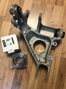 LR043594 - ARKA AKS TAŞIYICI SOL (RRS 2015) - Land Rover