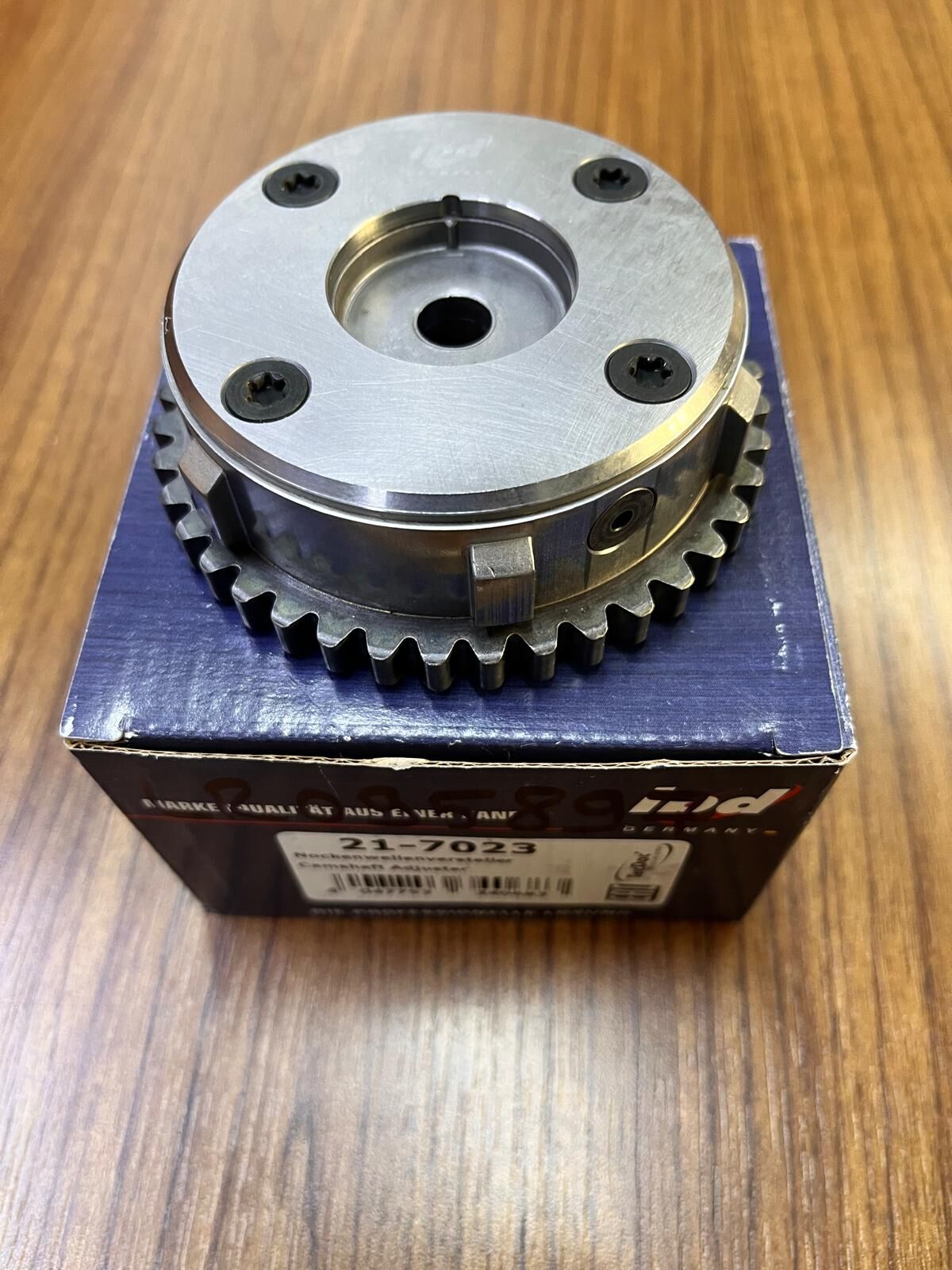 LR095897R - EGZANTRİK DİŞLİ EMME (2.0L/EVOQUE/RRS/VOGUE) - Hepu