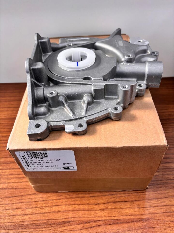 LR123716 - YAĞ POMPASI (FA/2.7/3.0/3.0L V6) - Fomoco