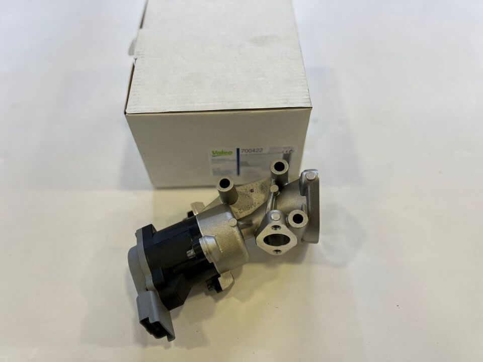 LR018323 - EGR VALFİ SOL (7A/2.7/NWD3/4) - Valeo