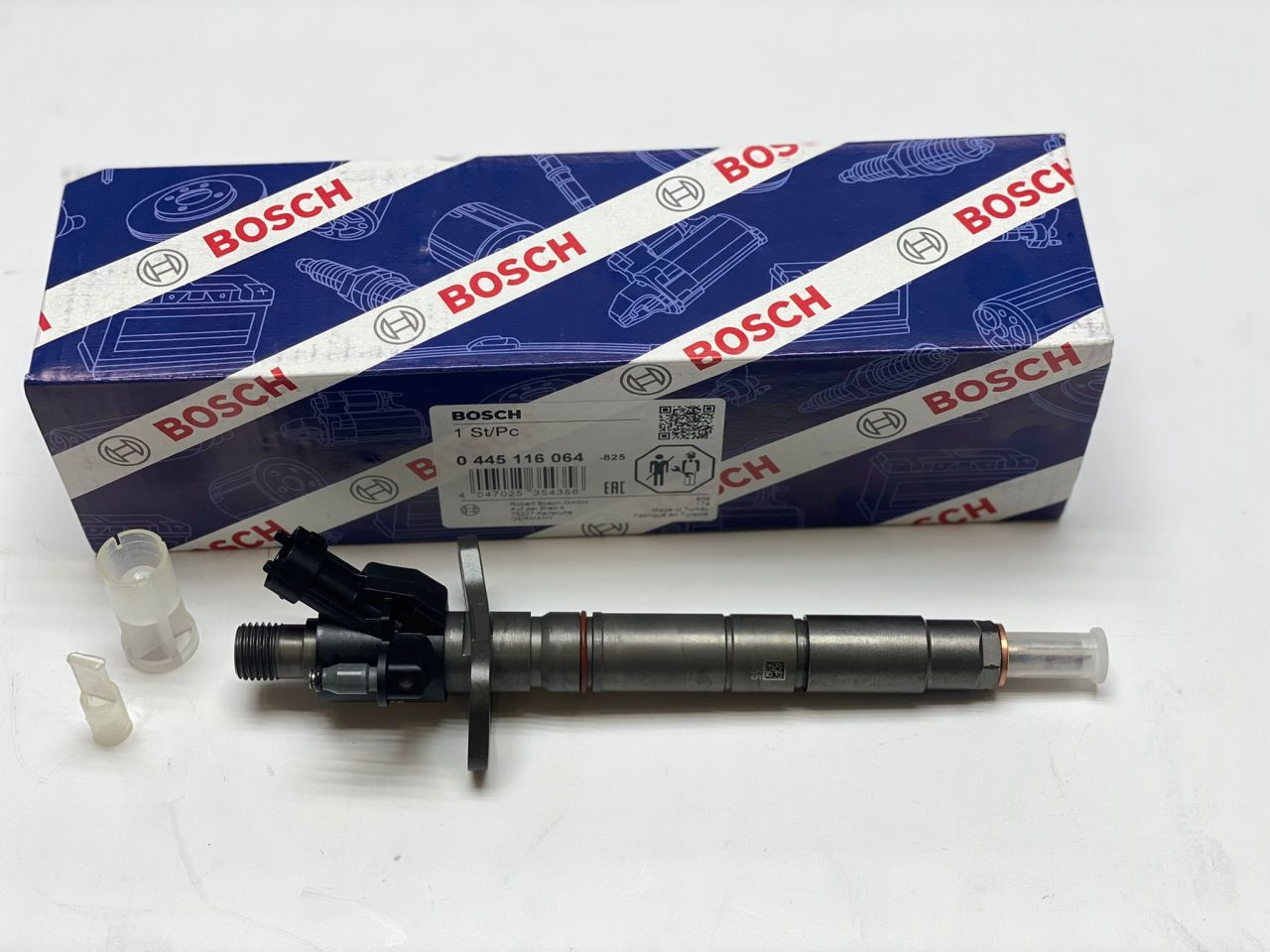 LR095361 - ENJEKTÖR AA (3.0/NWD4/3.0L V6) - Bosch