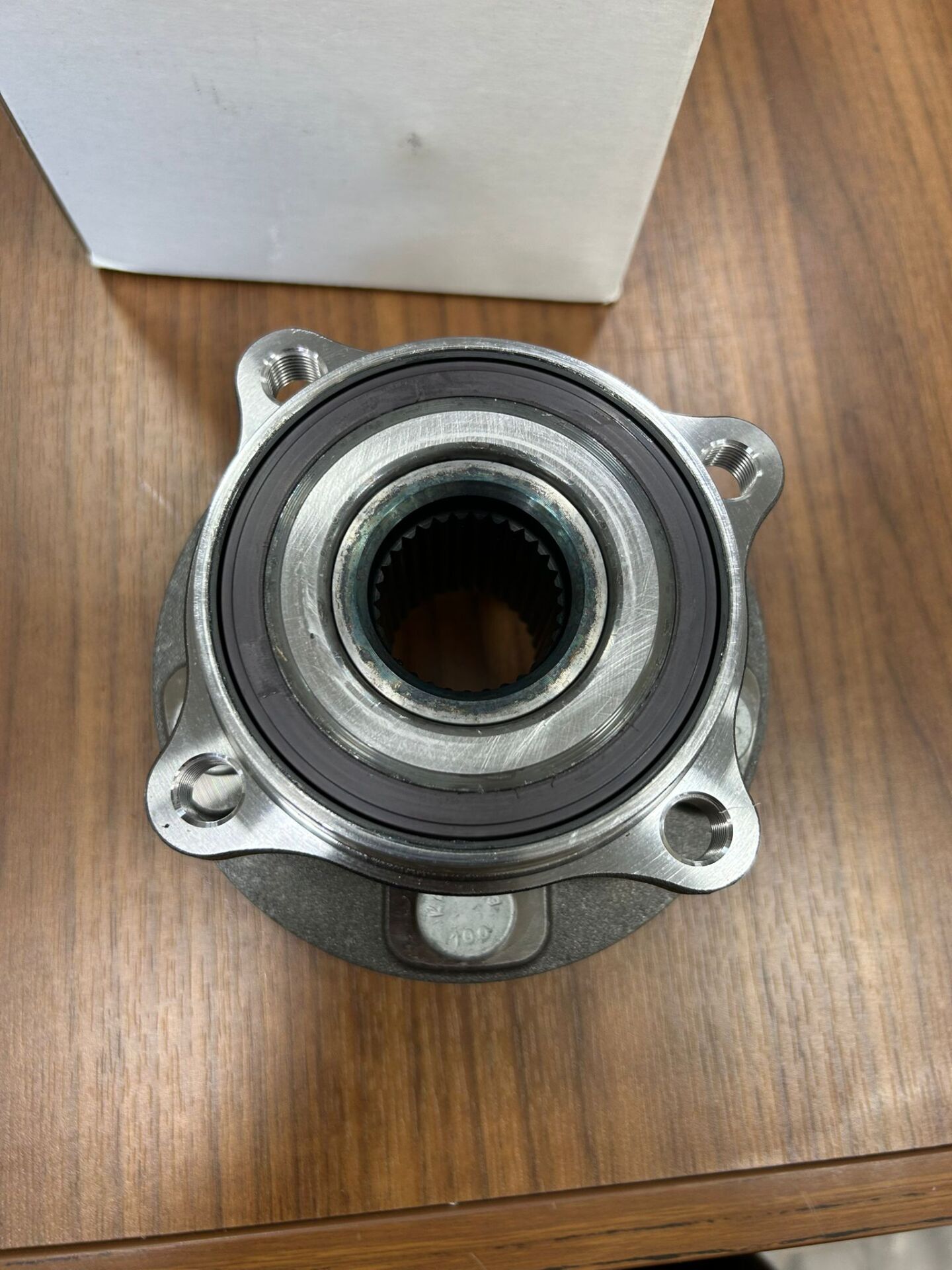 LR179000 - ÖN PORYA VE BİLYA (VELAR) - Land Rover