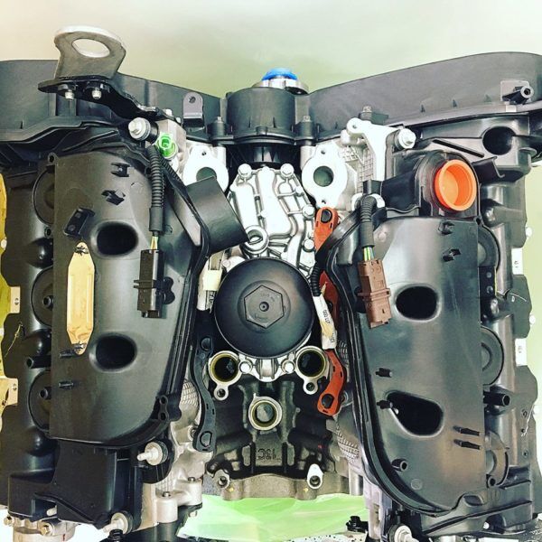 LR063285 - MOTOR KOMPLE (3.0/SPORT) - Land Rover