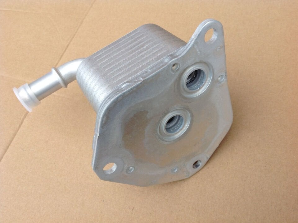 LR127826 - ŞANZIMAN YAĞ SOĞUTUCUSU 1.5 BNZ (NEW EVOQUE 19>) - Land Rover