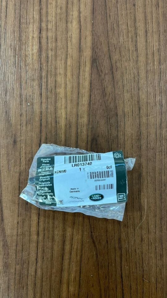 LR013740 - KARTER HAVA HORTUM UCU 3.0 DZL. (SPORT/VOGUE) - Land Rover