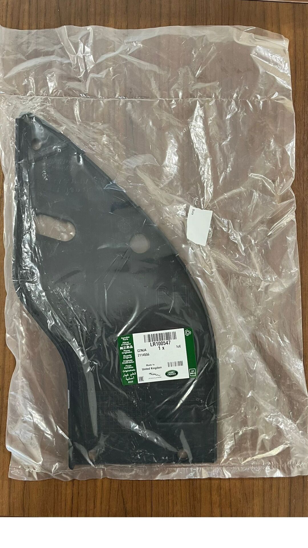 LR100547 - ÖN PANEL ÜST BAKALİT SAĞ (RRS/VOGUE 2020) - Land Rover