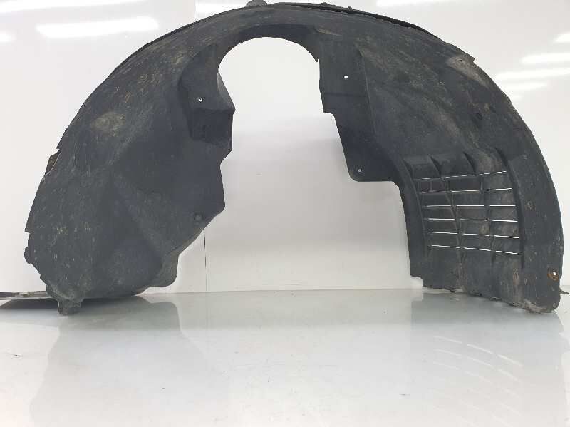 CLF500860 - ÖN ÇAMURLUK DAVLUMBAZI SAĞ 3.6 DZL (VOGUE) - Land Rover