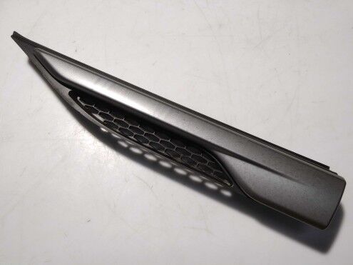 LR027320 - ÖN ÇAMURLUK IZGARASI SOL (EVOQUE) - Land Rover