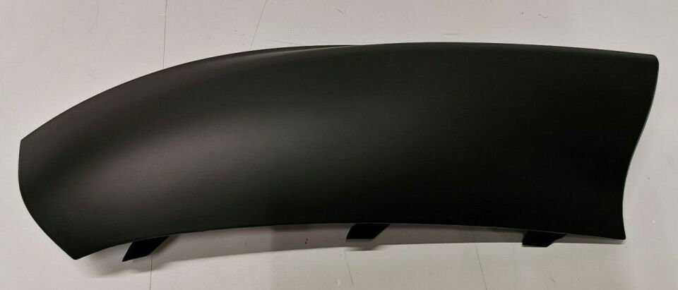 LR093513 - ÖN TAMPON ALT KAPAK SAĞ (VELAR) - Land Rover