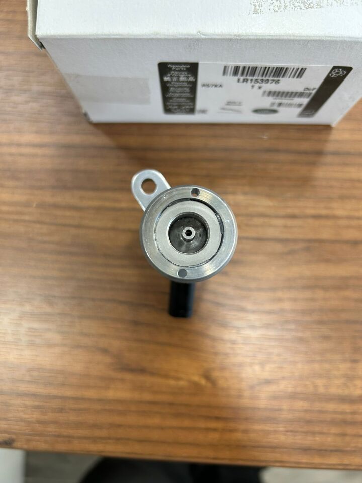 LR153976 - PİSTON YAĞLAMA VALFİ 3.0 I6 DZL. (NEW VOGUE 22>) - Land Rover