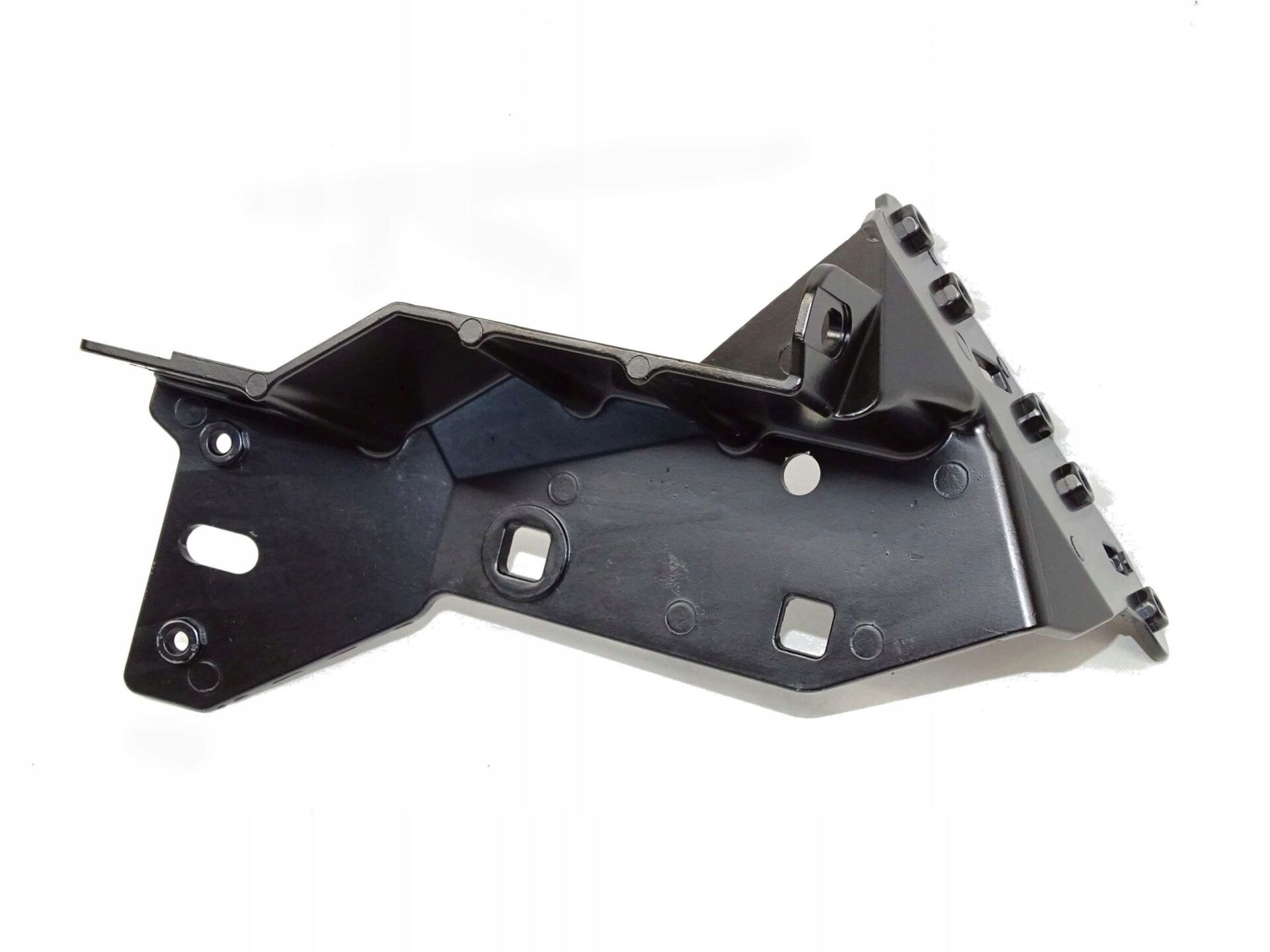 LR126255 - ÖN ÇAMURLUK BAĞLANTI AYAĞI SOL (NEW EVOQUE 2020) - Land Rover