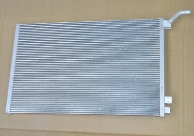 LR092812 - SU SOĞUTUCU RADYATÖRÜ (VELAR) - Behr