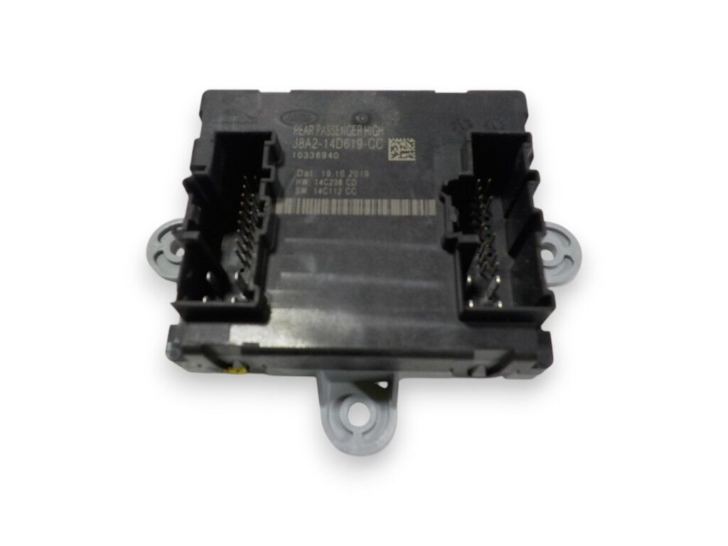 LR106147 - ARKA KAPI BEYNİ SAĞ (VELAR) - Land Rover