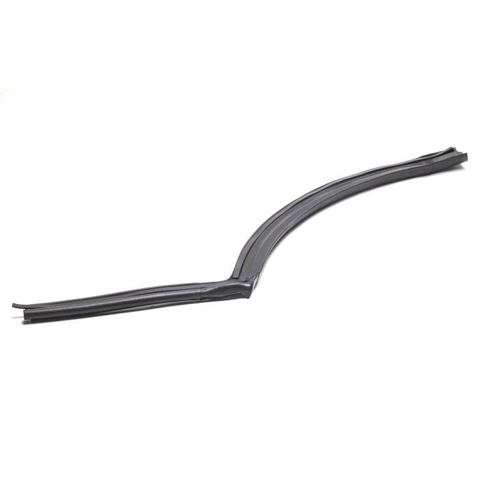 LR037762 - ARKA KAPI KÖŞE LASTİĞİ SOL (3.0/VOGUE) - Land Rover