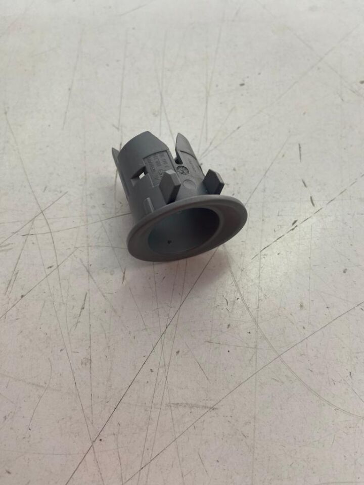 DPD000090JZK - PARK SENSÖR YUVASI-RR-2 202-09 - Land Rover