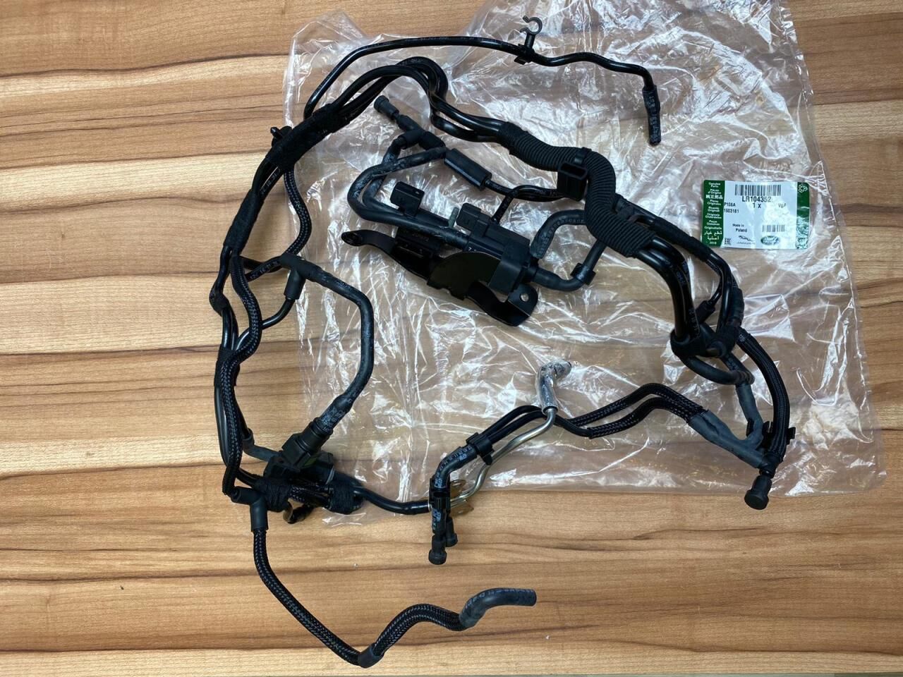 LR104352 - TURBO VAKUM HORTUMU (3.0/NWD4/SPORT/VOGUE) - Land Rover