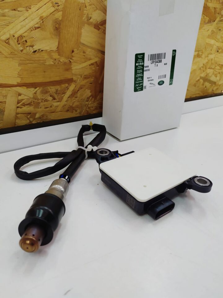 LR104388 - NOX SICAKLIK SENSÖRÜ ÖN (3.0L/DİSCO/5-RRS/VOGUE) - Land Rover