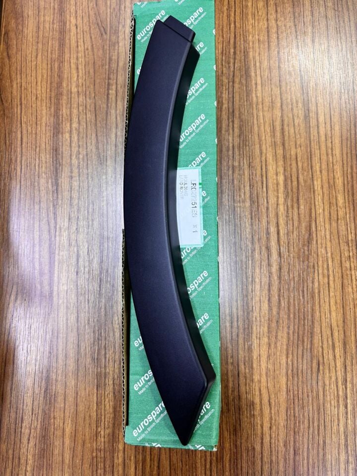 LR027251G - ARKA KAPI DODİK SAĞ (EVOQUE) - Eurospare