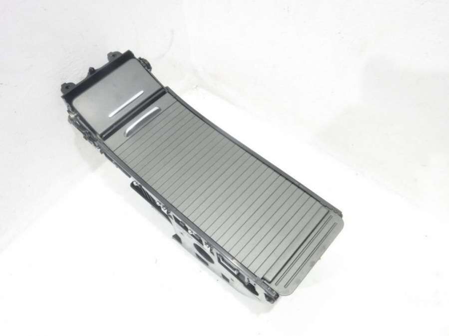 LR030981 - ORTA KONSOL KÜLLÜK (3.0/SPORT) - Land Rover