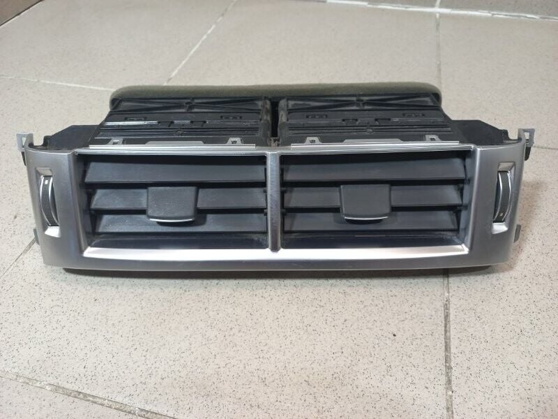 LR109225 - TORPİDO HAVA MAZGALI ORTA(3.0L V6) - Land Rover