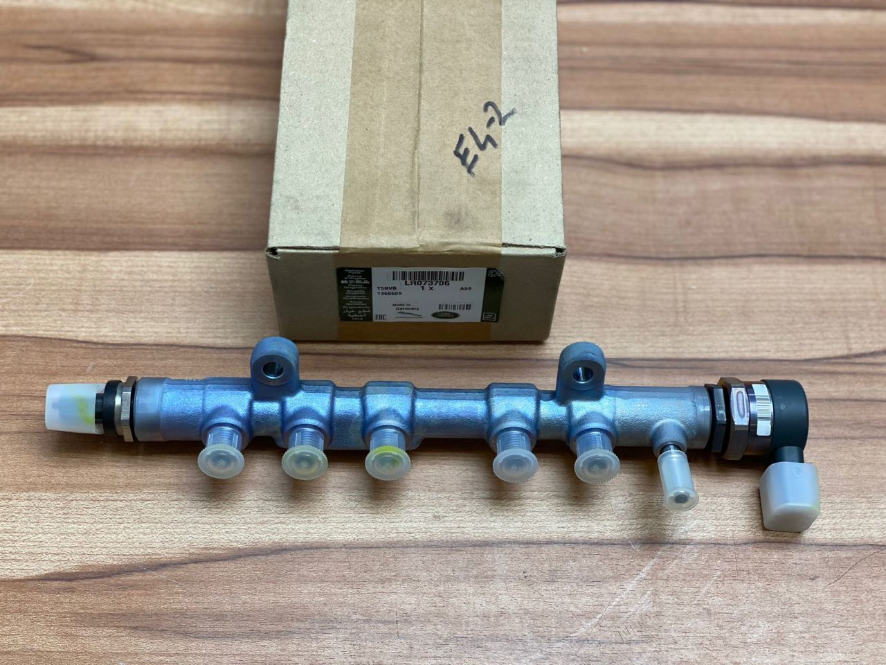 LR073706 - ENJEKTÖR KÜTÜĞÜ 2.0L(EVOQUE/VELAR/DİSC.S5/RRS) - Land Rover