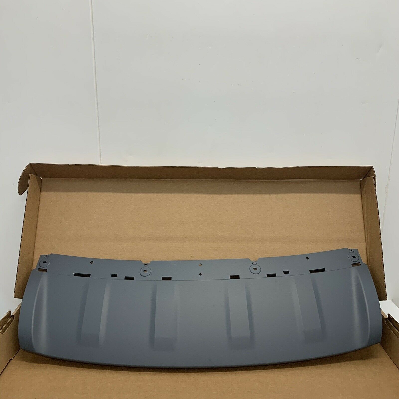 LR109870 - ÖN ÇEKİ DEMİR KAPAĞI (SPORT>14) - Land Rover