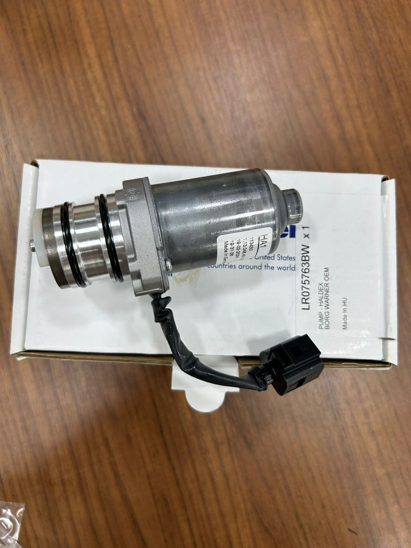 LR075763G - HALDEX POMPASI 9H (2.2/EVOQUE) - Borg Warner