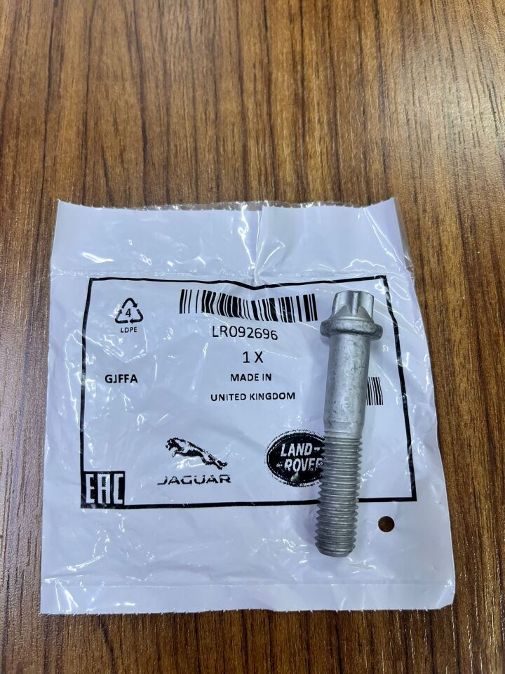 LR092696 - ARKA ŞAFT CİVATASI (VELAR) - Land Rover