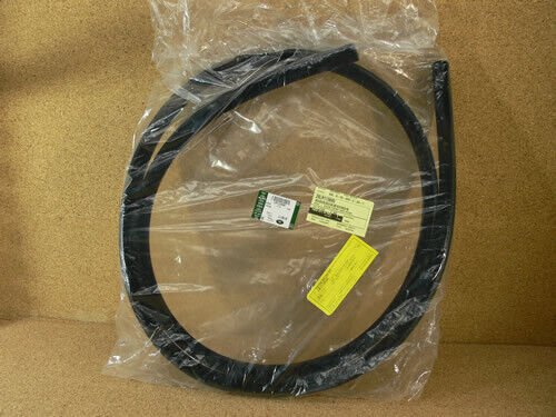 LR113846 - ÖN KAPI BODY LASTİK(VELAR) - Land Rover