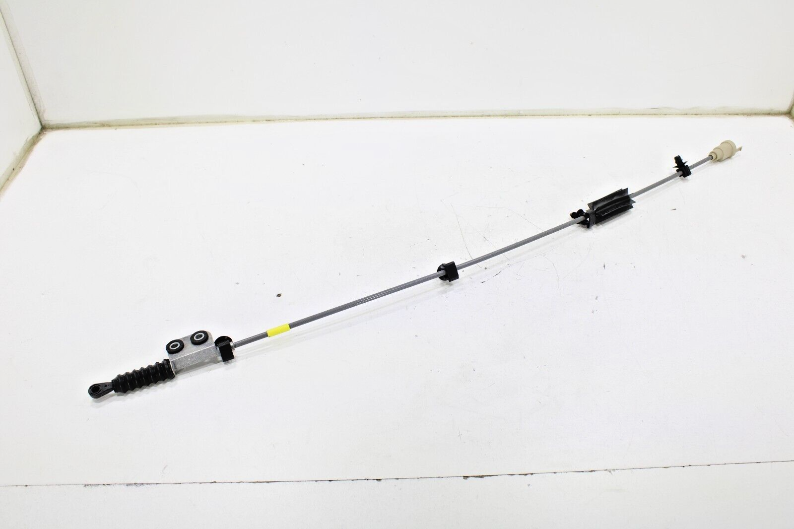 LR048174 - VİTES TELİ (3.0/VOGUE/SPORT) - Land Rover