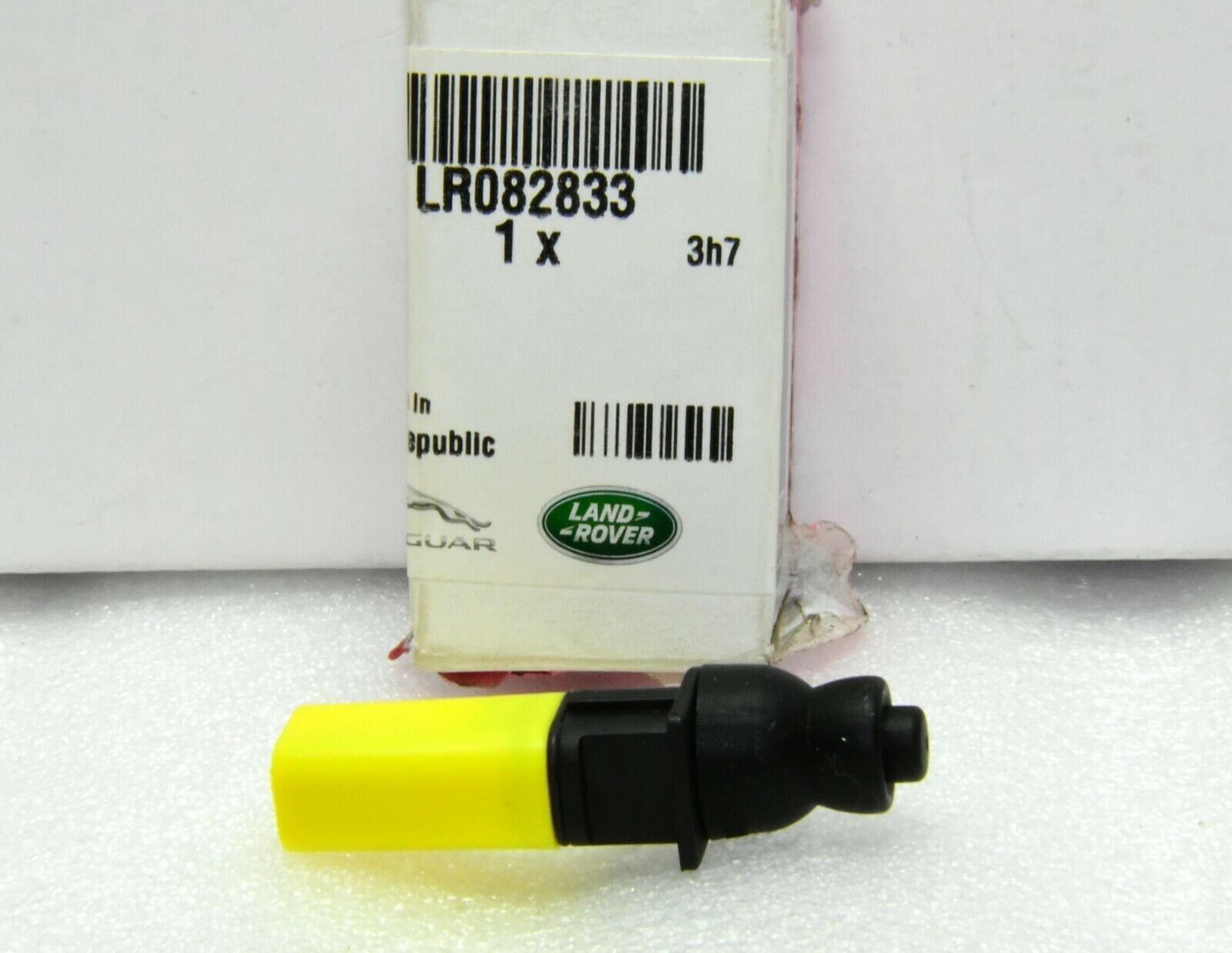 LR082833 - DEPO KAPAK KLİPS(EVOQUE/DİSC.4/5) - Land Rover