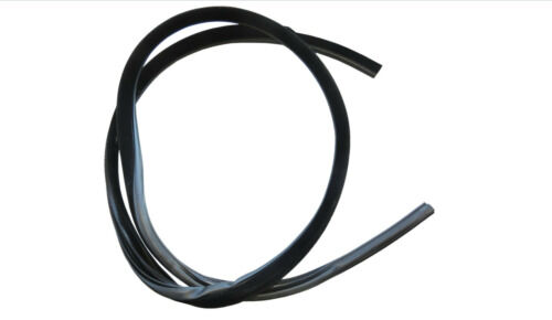 LR067427 - ARKA KAPI BODY LASTİK (3.0L/V6) - Land Rover