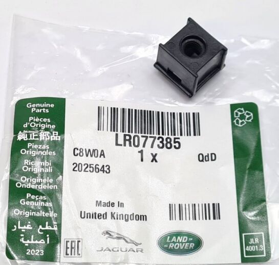 LR077385 - ARA SOĞUTUCU TUTUCUSU 2.0 BNZ. (VOGUE) - Land Rover